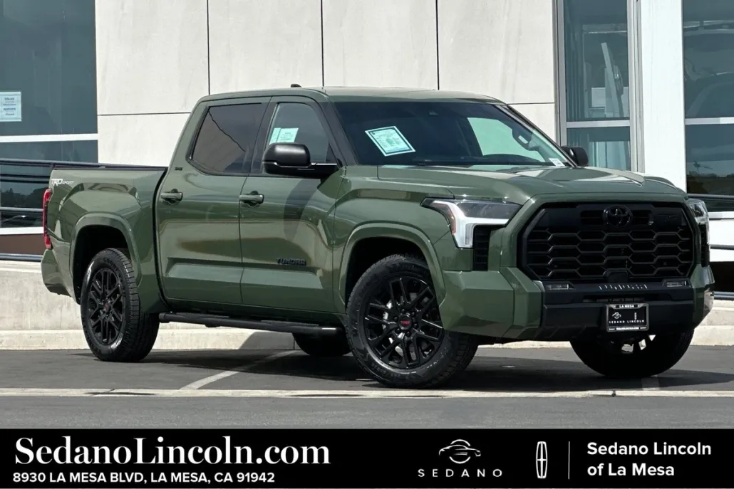 2023 Toyota Tundra SR5 photo 1