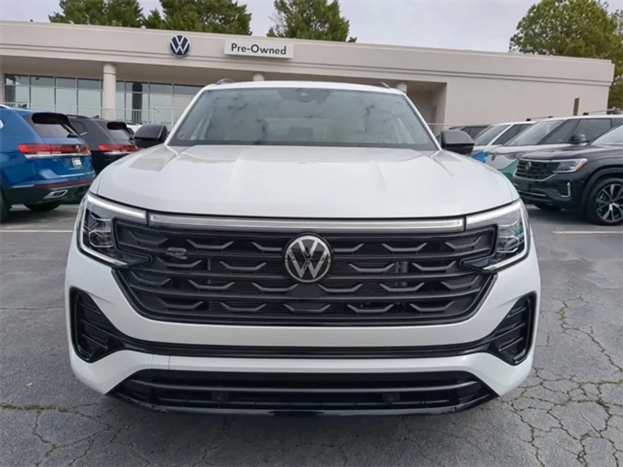 2025 Volkswagen Atlas Cross Sport SEL R-Line photo 1