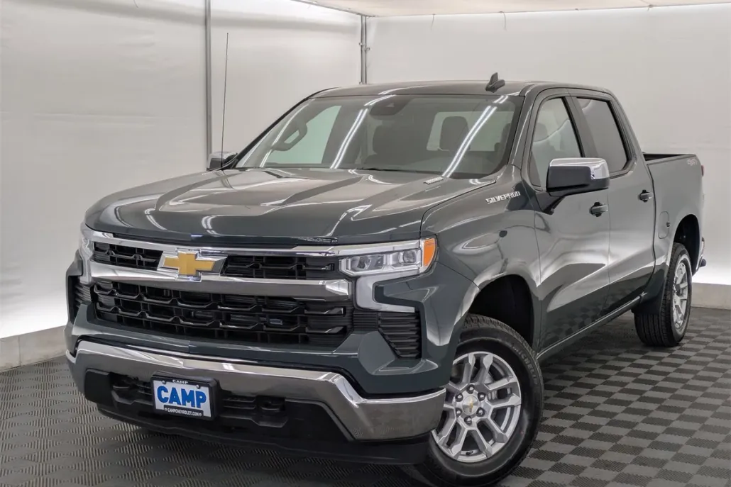 2025 Chevrolet Silverado 1500 LT photo 1