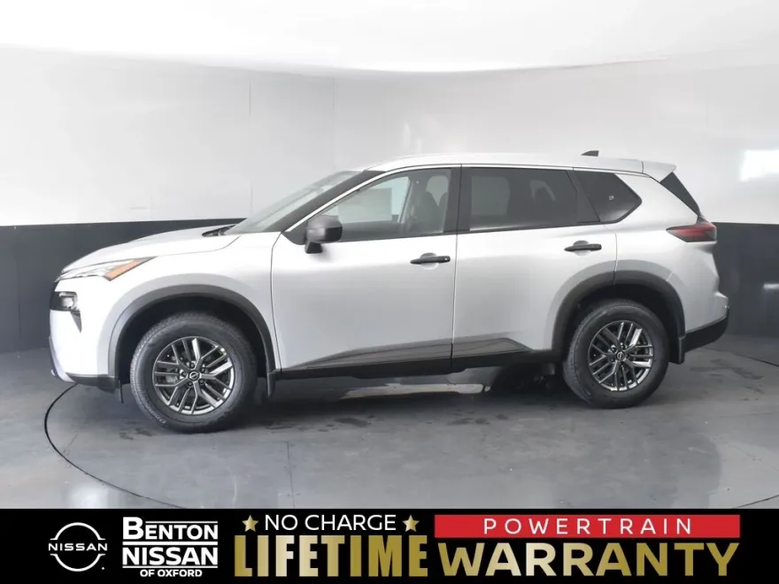 2025 Nissan Rogue S photo 1