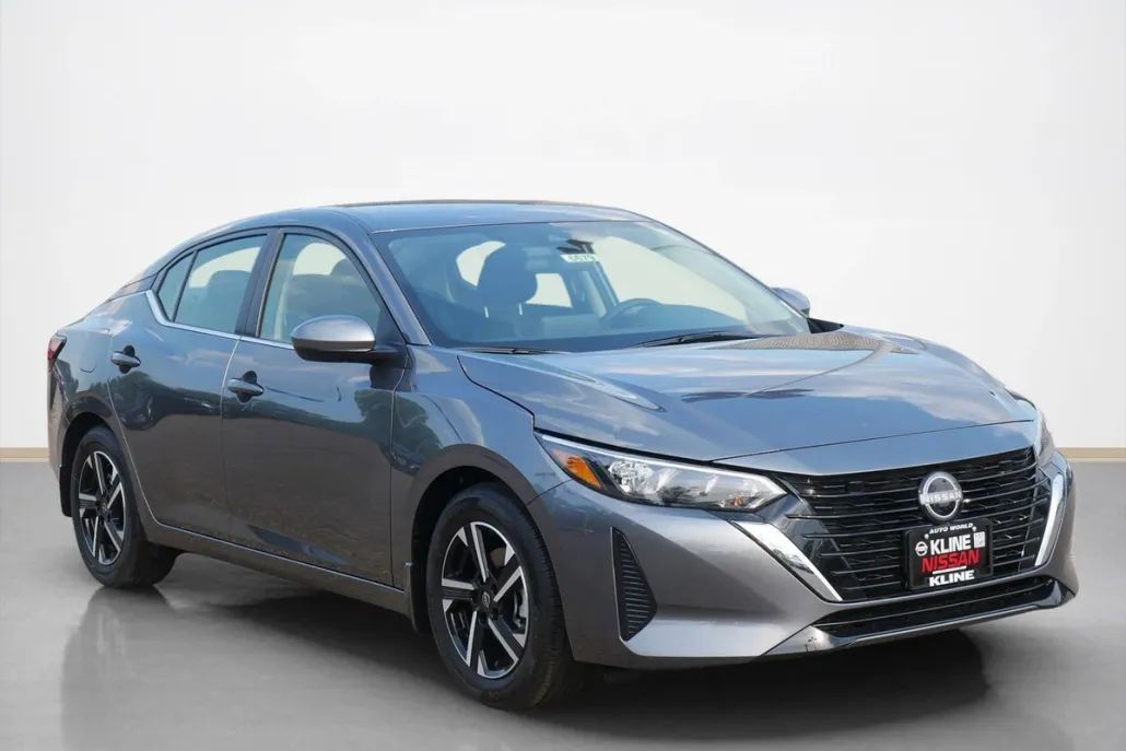 2025 Nissan Sentra SV photo 1