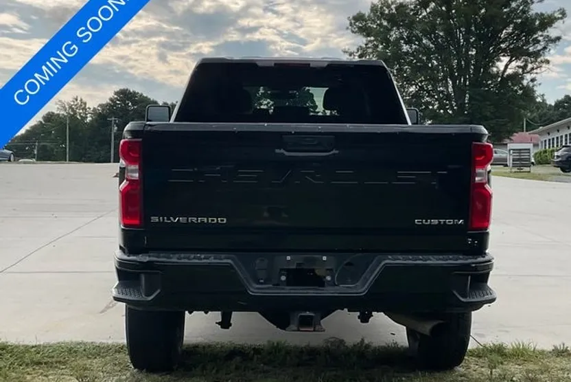 2021 Chevrolet Silverado 2500HD Custom photo 1
