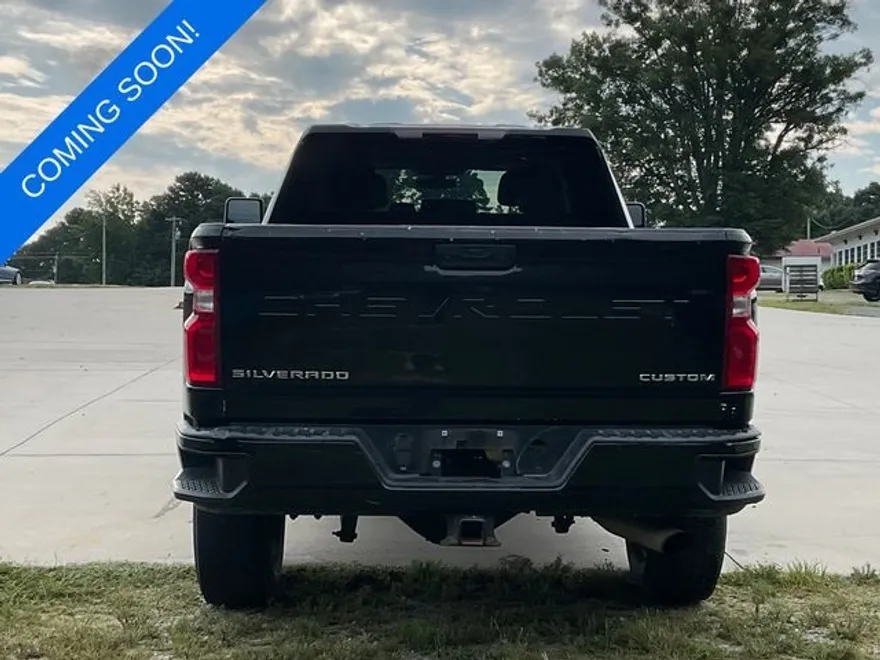 2021 Chevrolet Silverado 2500HD Custom photo 1
