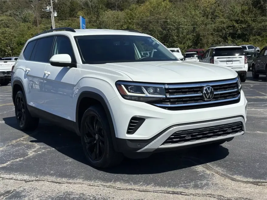 2023 Volkswagen Atlas SE Technology photo 1