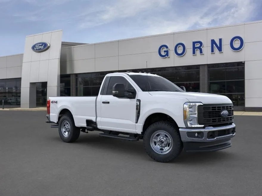 2023 Ford F-350 XL photo 7