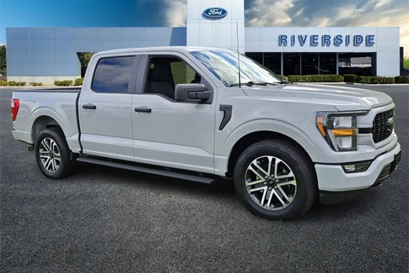 2023 Ford F-150 XL photo 1