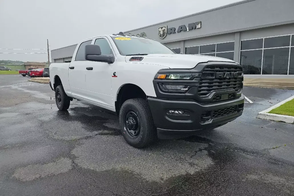 2025 Ram 2500 Tradesman photo 1