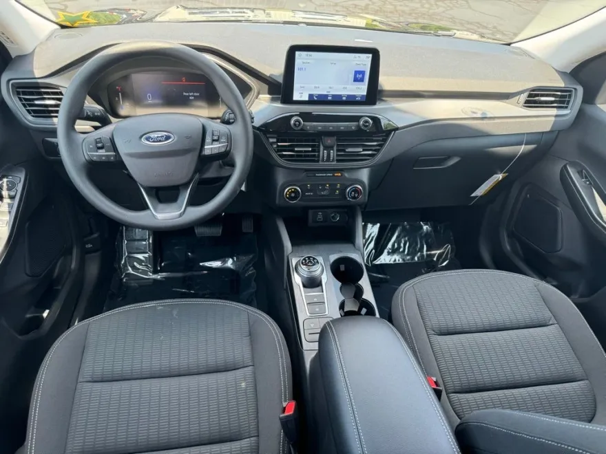 2024 Ford Escape Base photo 1