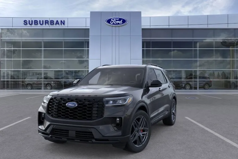 2025 Ford Explorer ST-Line photo 1