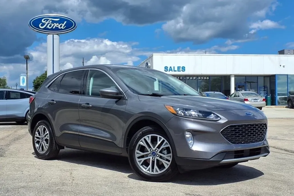 2022 Ford Escape SEL photo 1