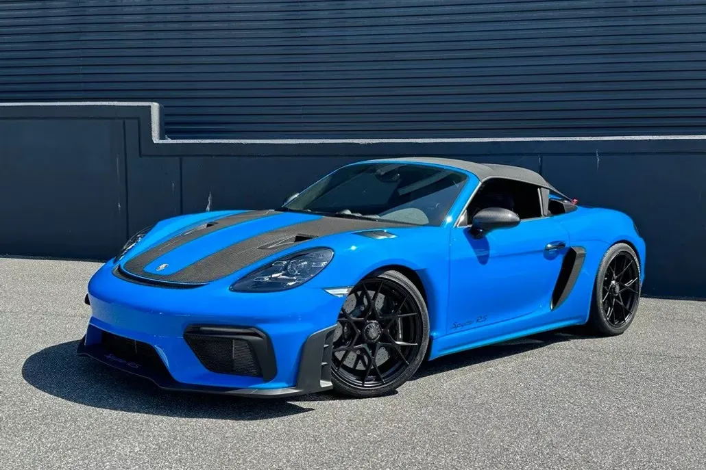 2025 Porsche Boxster Spyder photo 1
