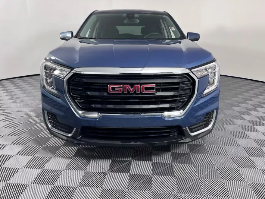 2024 Gmc Terrain SLE photo 1