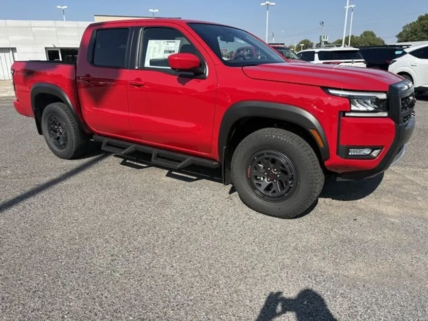 2026 Nissan Frontier PRO-4X photo 1