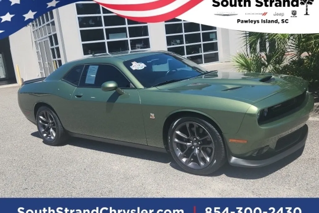 2022 Dodge Challenger R/T Scat Pack photo 1