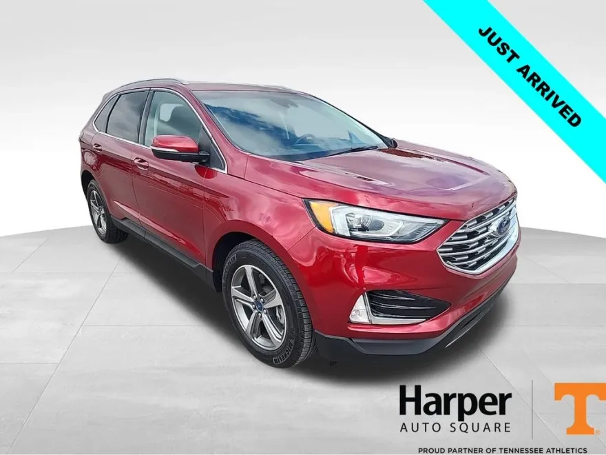 2019 Ford Edge SEL photo 1