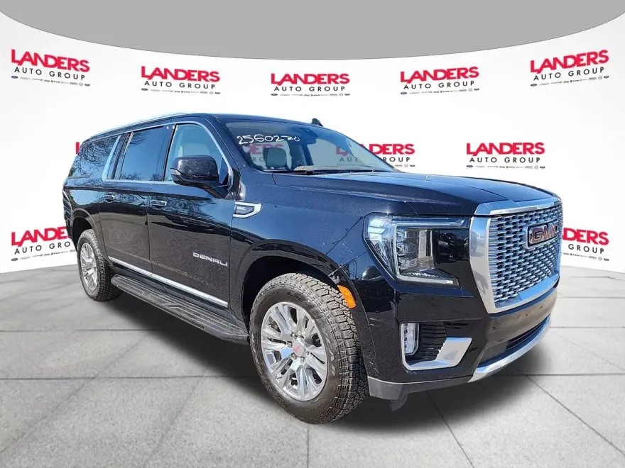 2021 Gmc Yukon XL Denali photo 1