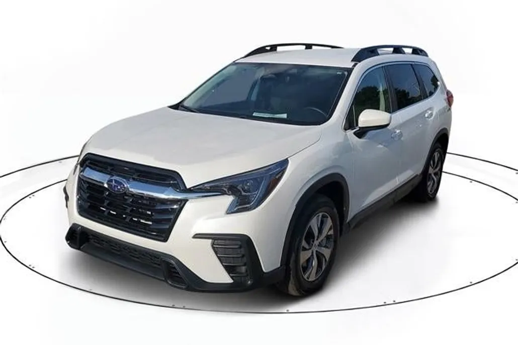 2024 Subaru Ascent Premium photo 1