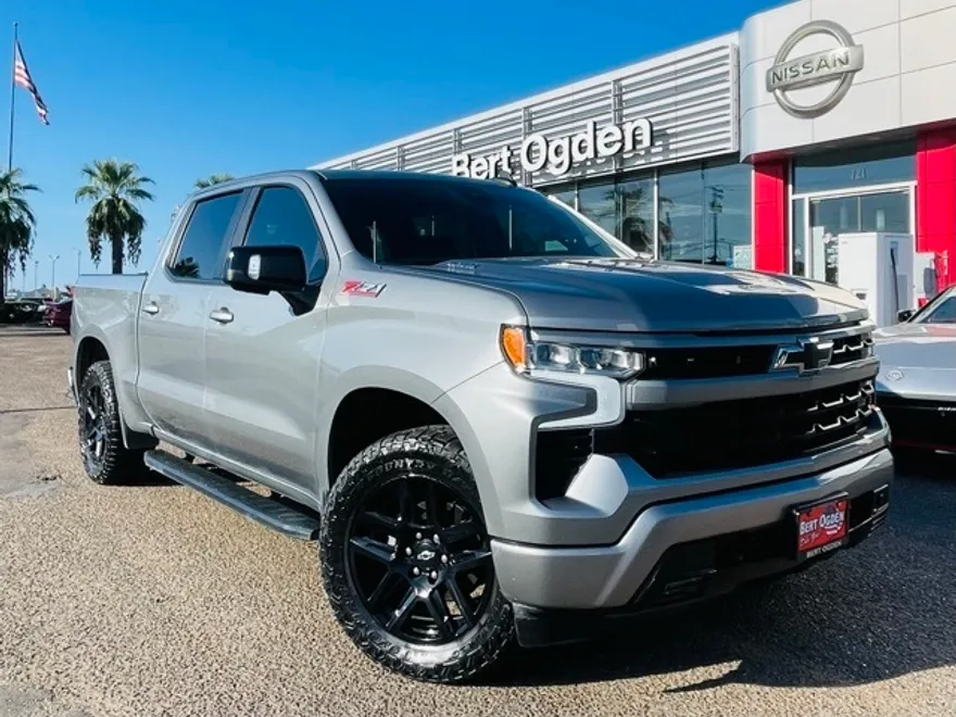 2023 Chevrolet Silverado 1500 RST photo 1