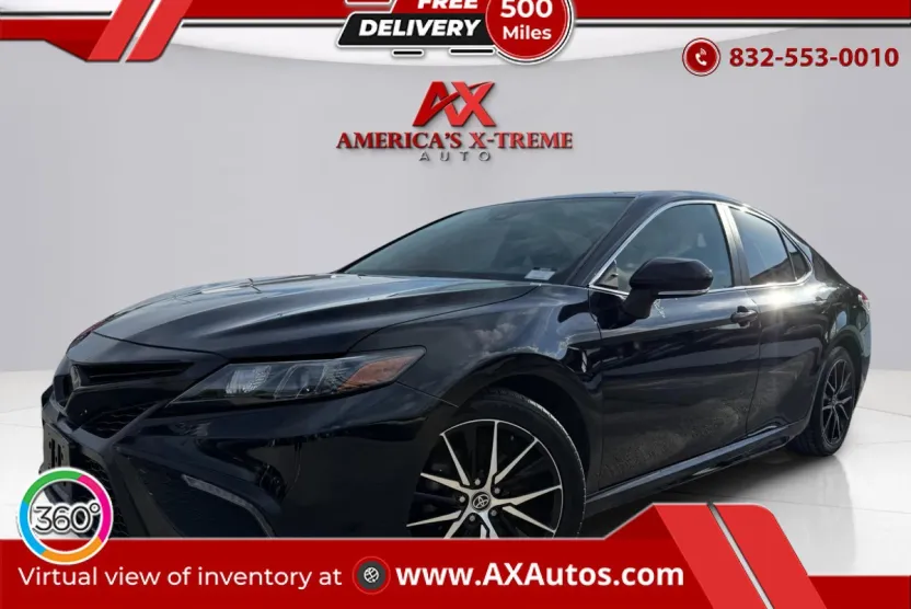 2022 Toyota Camry SE photo 1