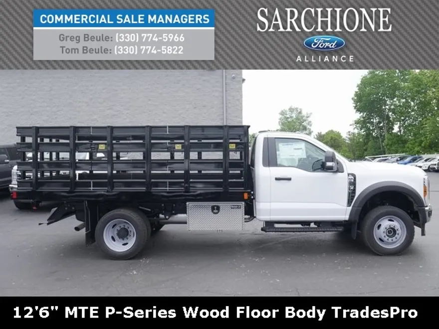 2025 Ford F-550 photo 1
