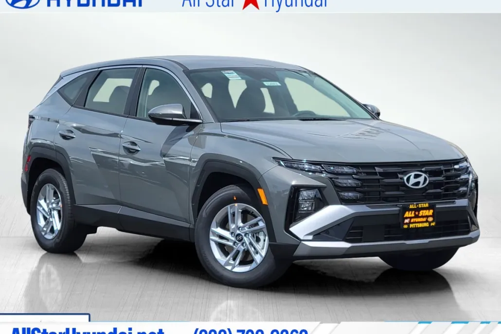 2025 Hyundai Tucson SE photo 1