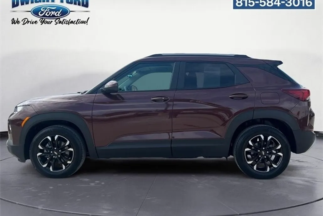 2023 Chevrolet Trailblazer LT photo 1