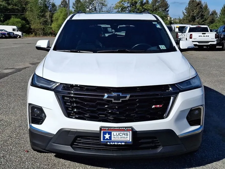 2023 Chevrolet Traverse RS photo 1