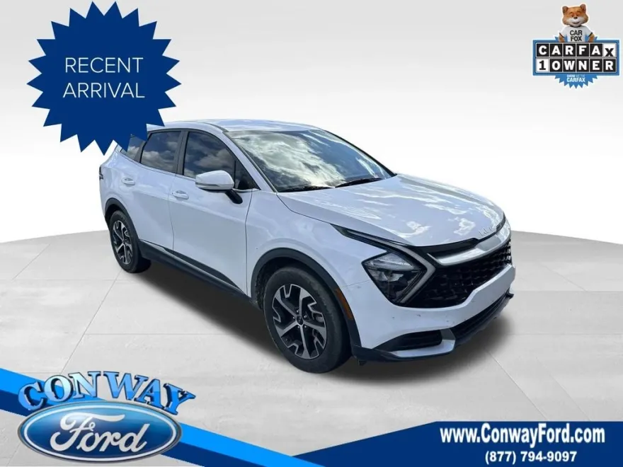 2023 Kia Sportage EX photo 1