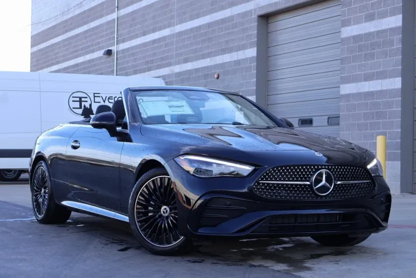 2026 Mercedes Benz CLE 300 4MATIC Cabriolet photo 1