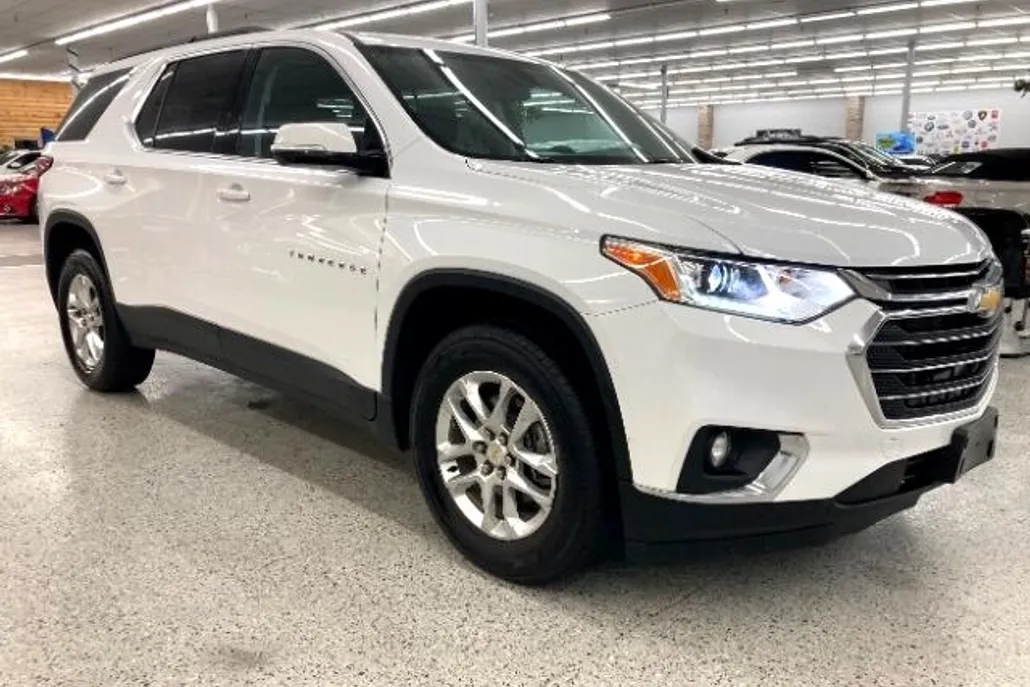 2020 Chevrolet Traverse Cloth 1LT photo 1