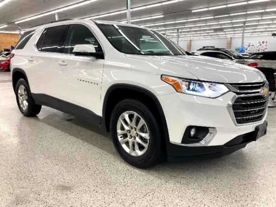 2020 Chevrolet Traverse Cloth 1LT photo 1