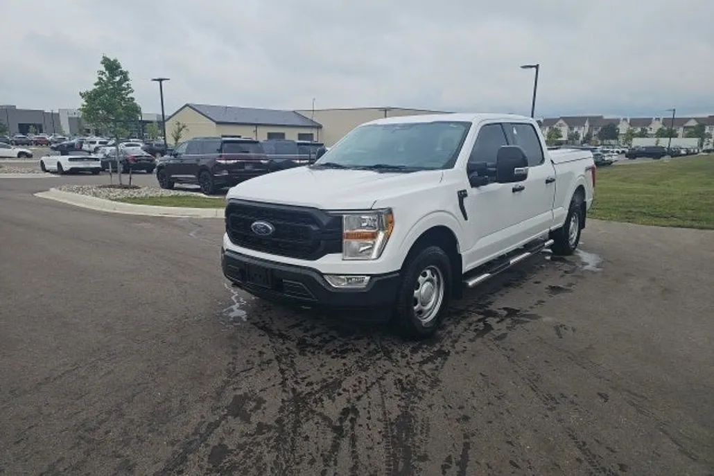 2022 Ford F-150 XL photo 1