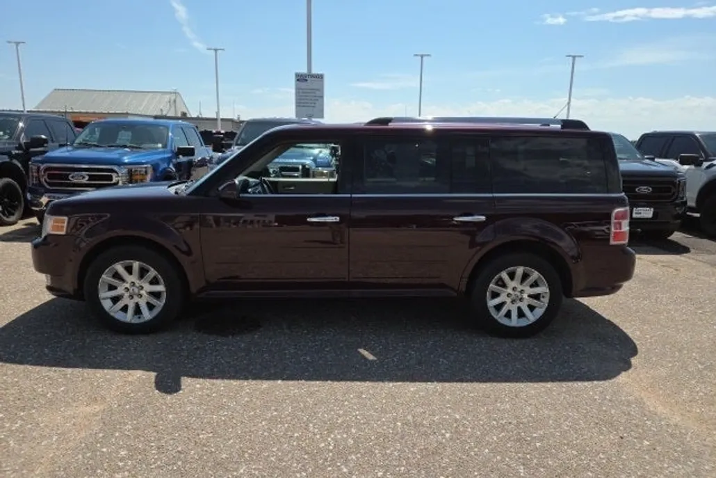 2011 Ford Flex SEL photo 1