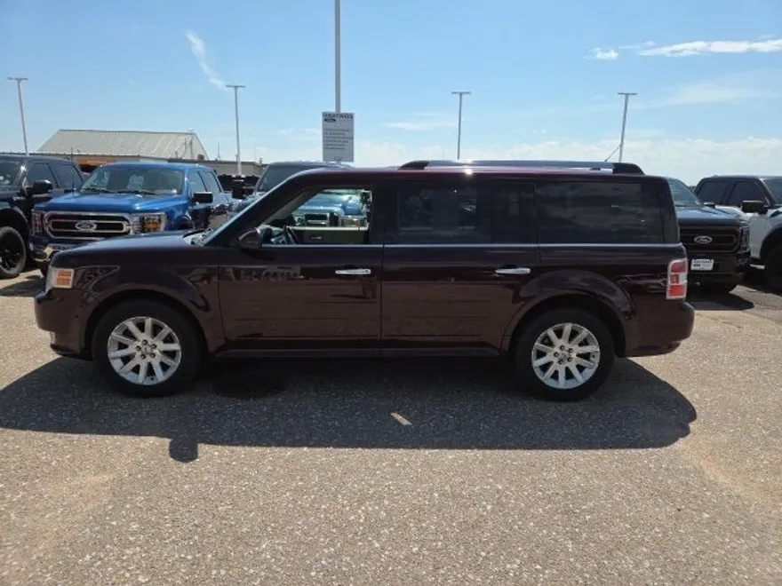 2011 Ford Flex SEL photo 1