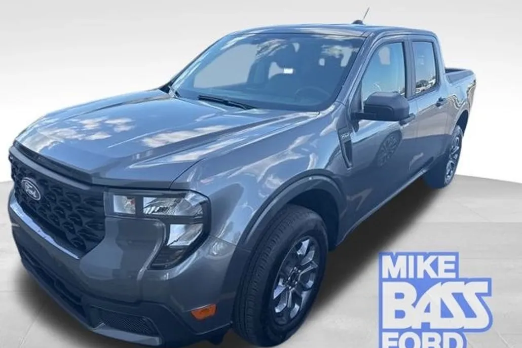 2025 Ford Maverick XLT photo 1