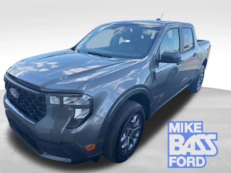 2025 Ford Maverick XLT photo 1
