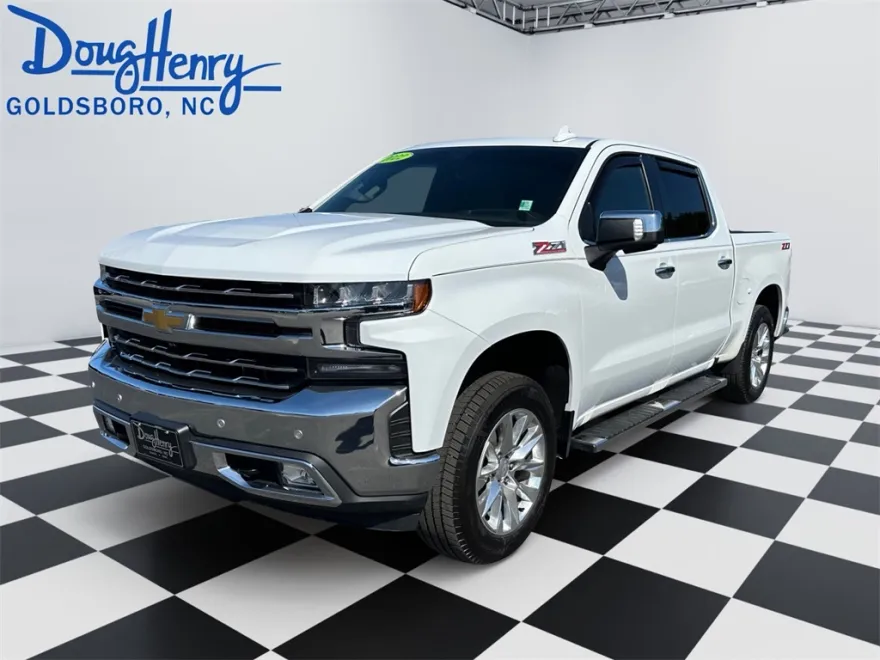 2022 Chevrolet Silverado 1500 LTZ photo 1