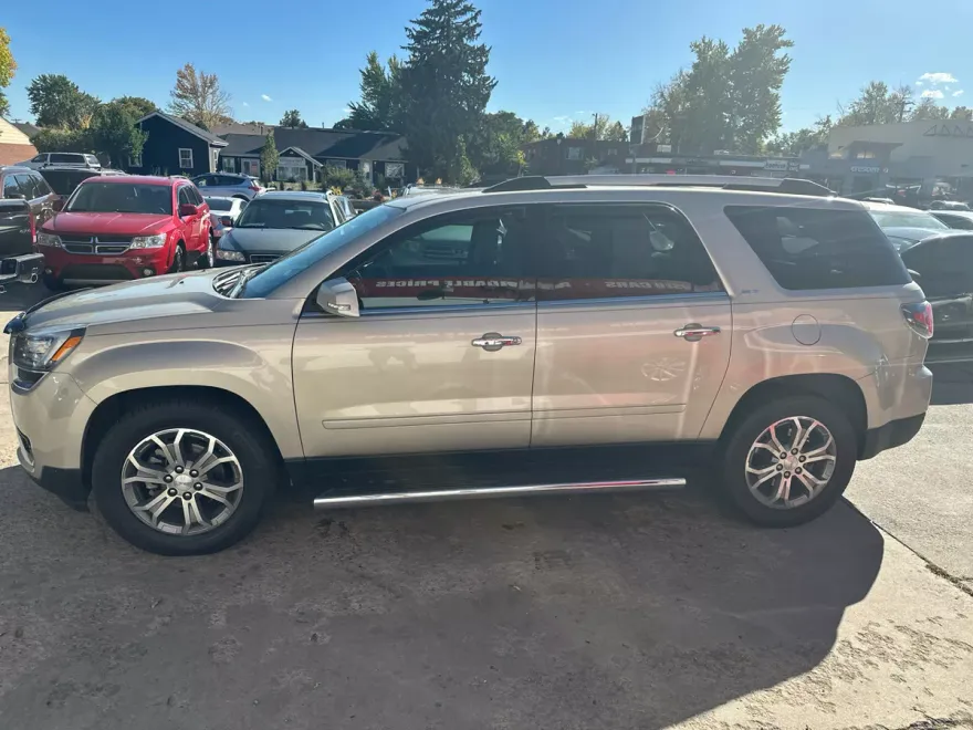 2016 Gmc Acadia SLT photo 1