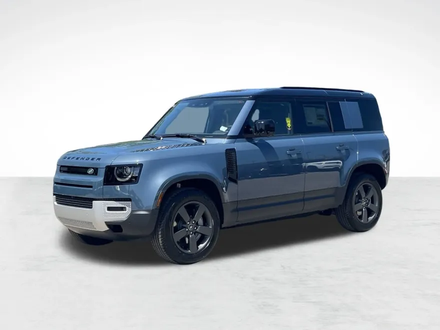 2025 Land Rover Defender 110 S photo 1