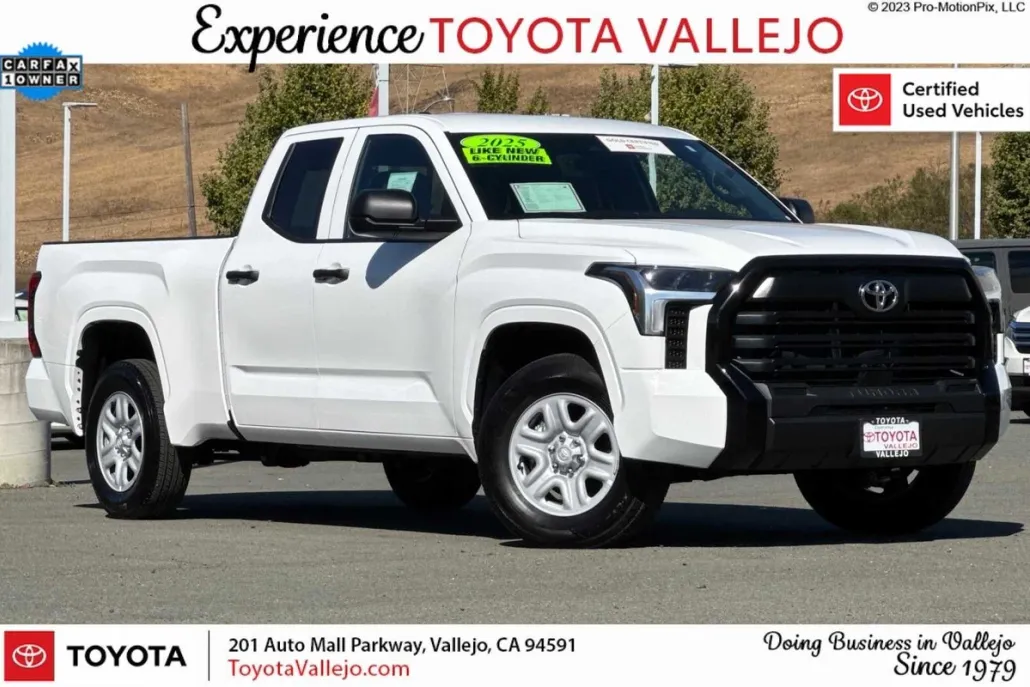 2025 Toyota Tundra SR photo 1