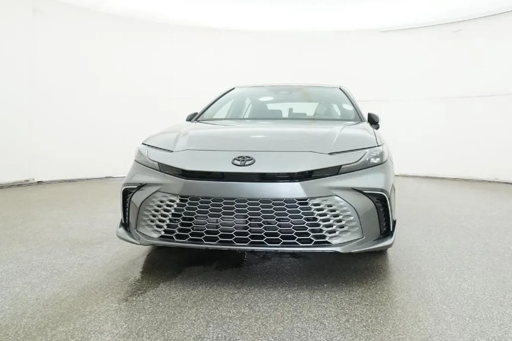 2025 Toyota Camry XSE photo 1
