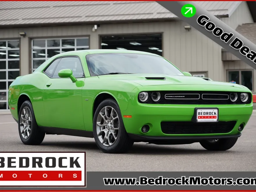 2017 Dodge Challenger GT photo 1
