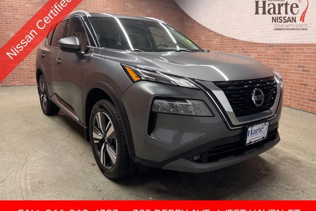 2021 Nissan Rogue SL photo 1