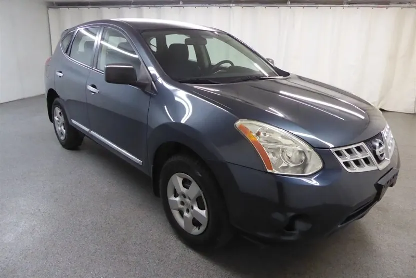 2013 Nissan Rogue S photo 1