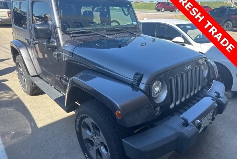 2018 Jeep Wrangler Sahara photo 1