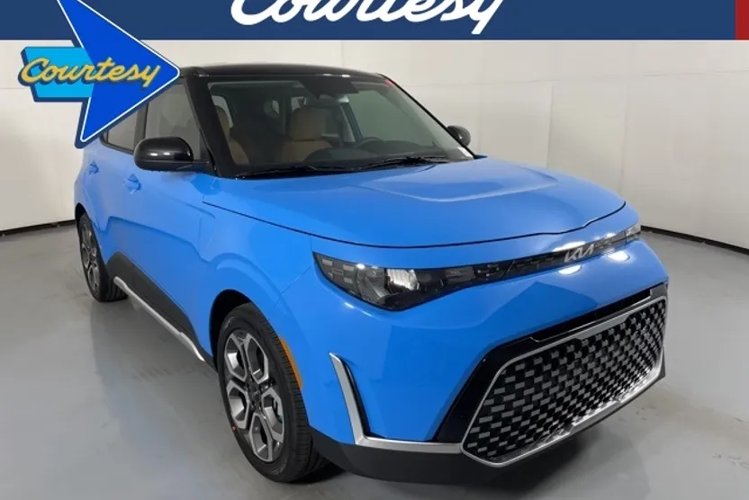 2025 Kia Soul EX photo 1