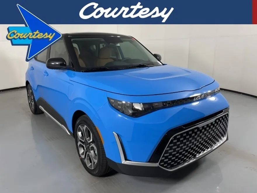 2025 Kia Soul EX photo 1