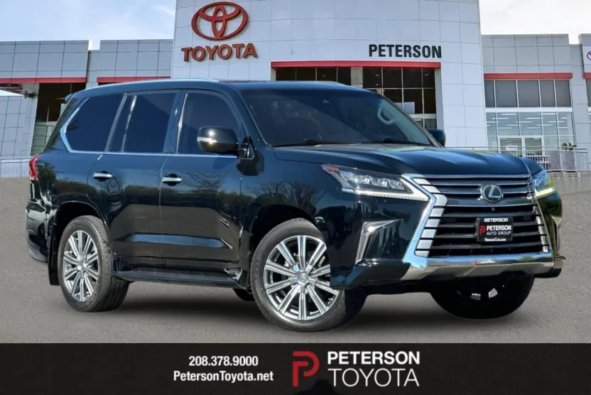 2017 Lexus LX 570 photo 1