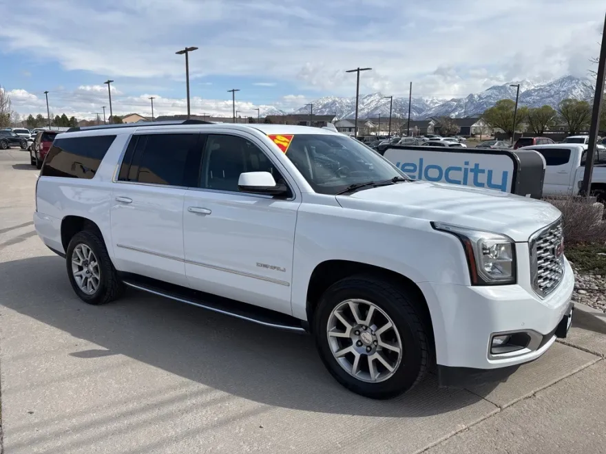 2019 Gmc Yukon XL Denali photo 1