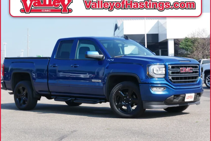 2017 Gmc Sierra 1500 SLE photo 1